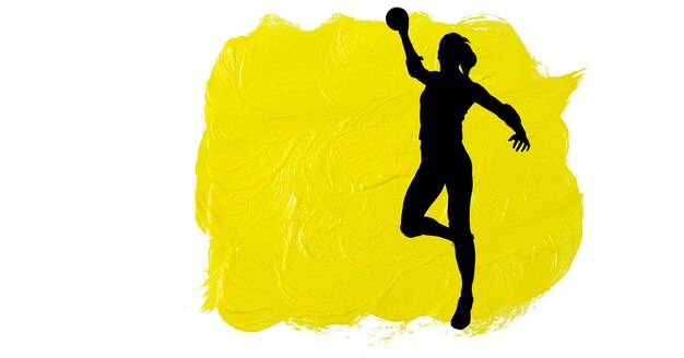 Silhouette de joueur de handball féminin contre des coups de pinceau de peinture jaune sur fond blanc