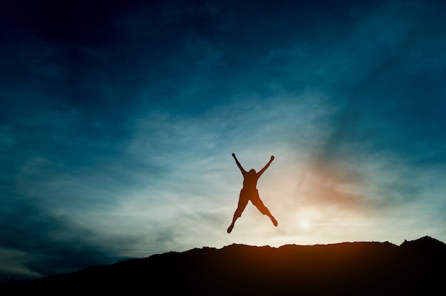 Silhouette De Leadership D'équipe, Travail D'équipe Et Travail D'équipe Et Concepts De Silhouette Ravissante