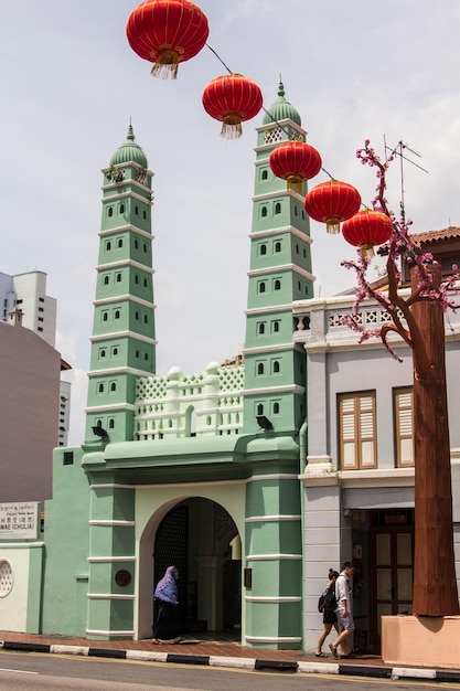 Singapour China Town. Lanternes chinoises devant le temple