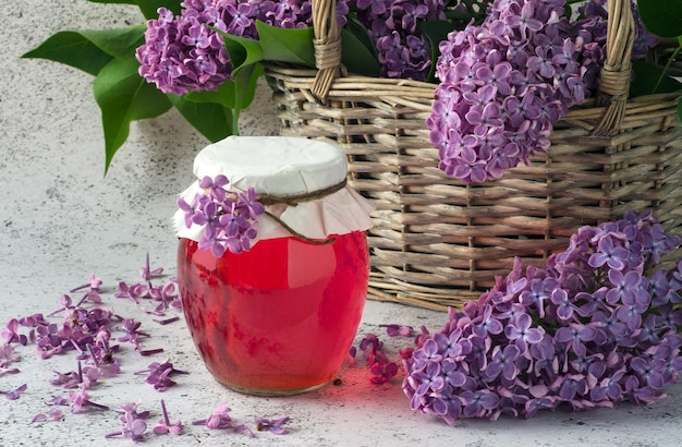 Sirop de fleurs de lilas