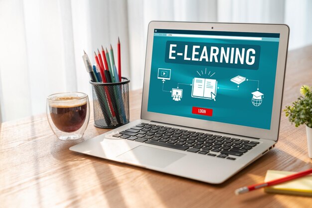 Site d'apprentissage électronique avec un logiciel moderne pour les étudiants à étudier sur Internet