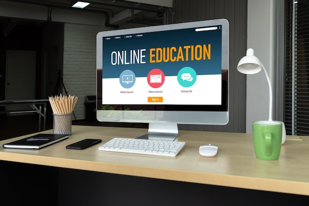 Site d'apprentissage électronique avec un logiciel moderne pour les étudiants à étudier sur Internet