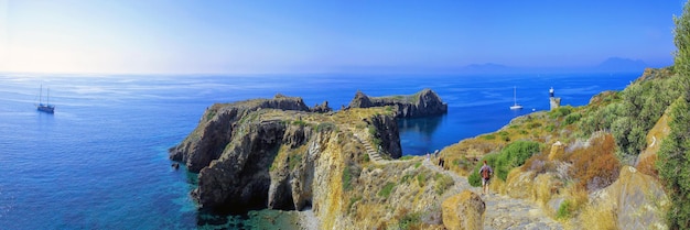 Photo site archéologique de cala junco sur l'île de panarea