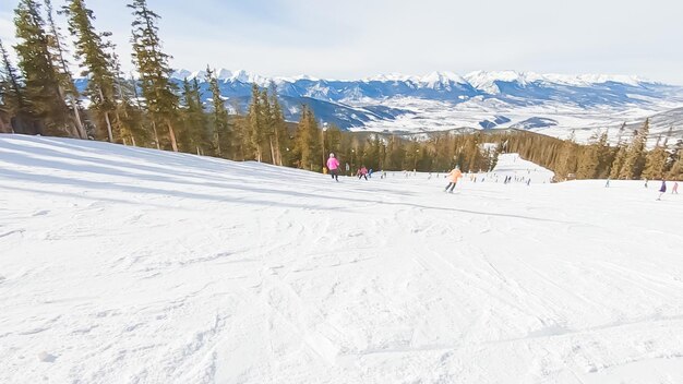 Ski alpin au choix de la saison.