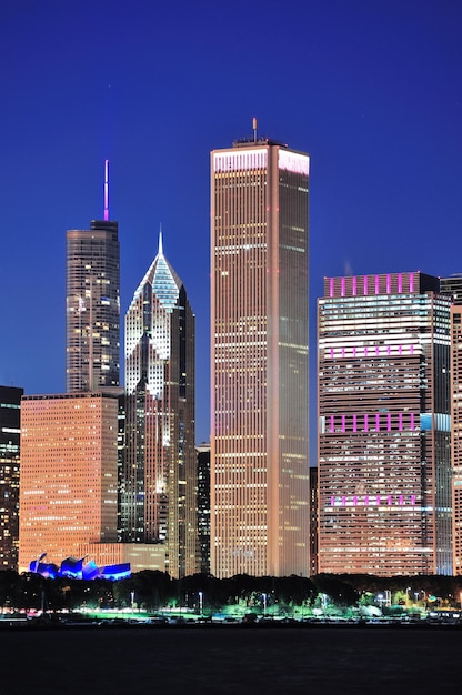 skyline de Chicago au crépuscule