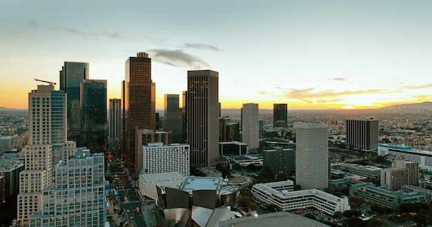 Skyline du centre-ville de Los Angels Gratte-ciel de la ville panoramique Skyline du centre-ville au coucher du soleil