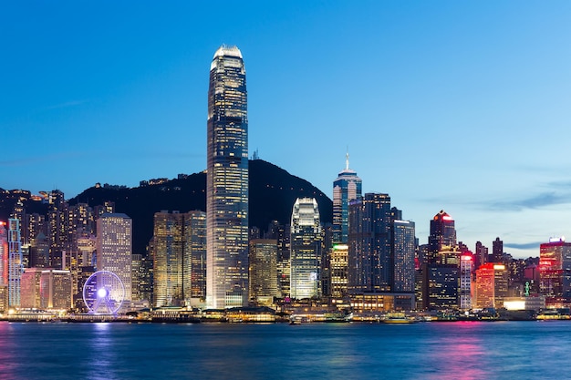 Skyline de Hong Kong la nuit