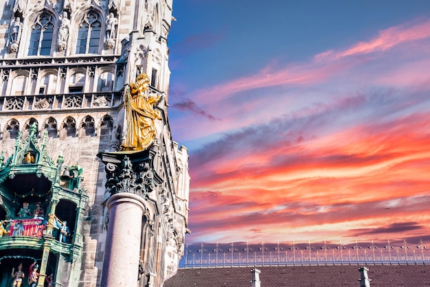 Skyline de Munich avec la mairie de Marienplatz en Allemagne