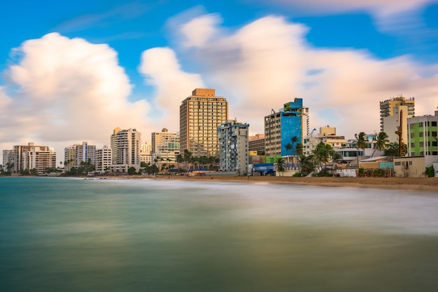 Skyline de la plage de San Juan