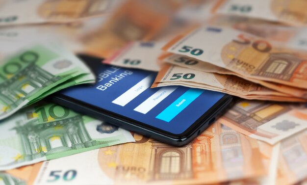 Smartphone Bancaire Mobile Avec Application Boursière Euro Et Dollar Américain