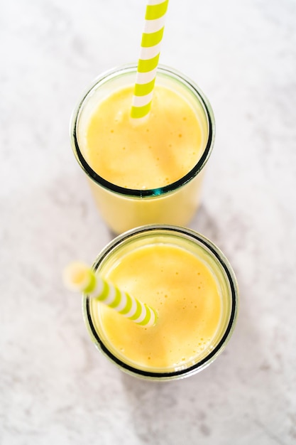 Un smoothie à base de mangue