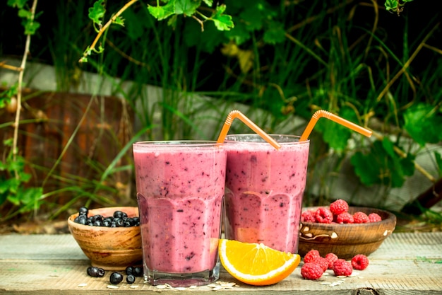 Smoothie frais aux baies.