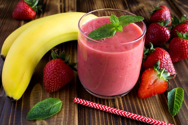 Smoothie à la fraise et à la banane