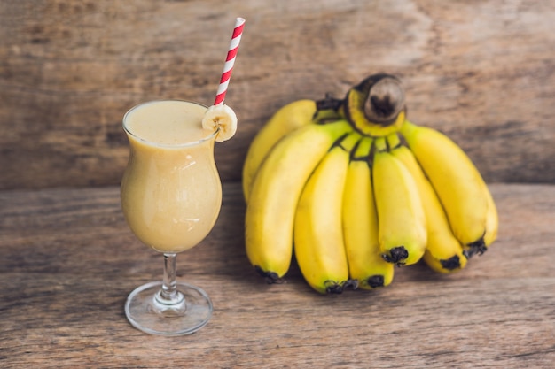 Smoothies aux bananes et bananes