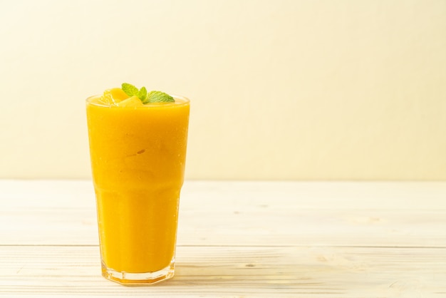 smoothies à la mangue fraîche