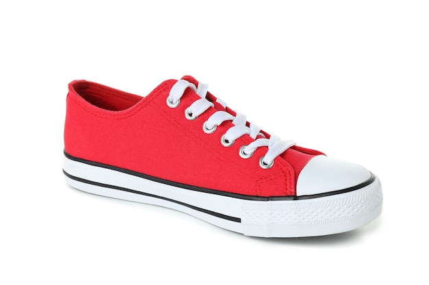 Une sneaker rouge isolé sur fond blanc