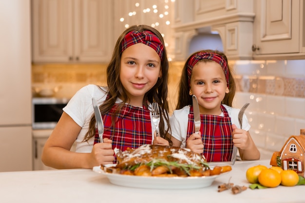 soeurs à la maison manger