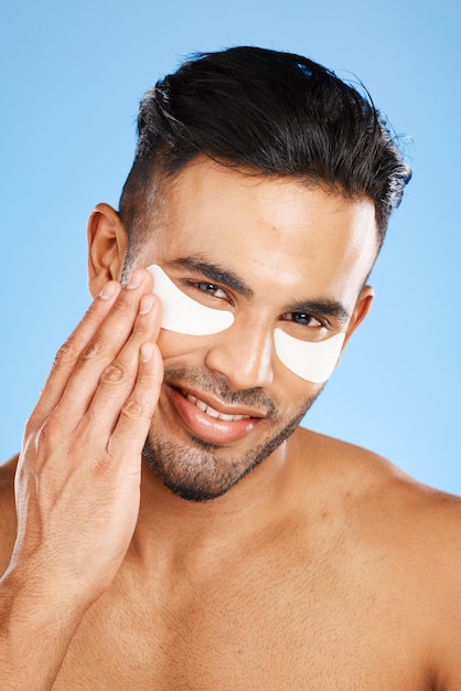 Soin des yeux de l'homme et patch en coton pour les soins de la peau du visage ou du bien-être bio pour les soins du corps ou la peau claire