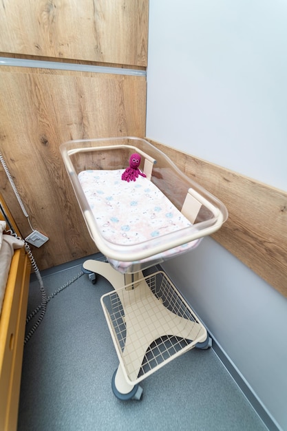 Photo soins de santé pour bébés dans un hôpital moderne lits de nouveau-nés dans une maternité