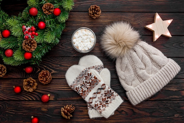 Soirée de Noël confortable avec mise à plat de cacao