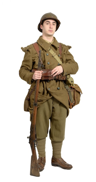Soldat français en uniforme des années 1940