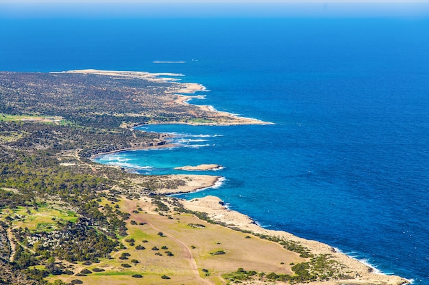 Le sommet de la montagne du parc national de la péninsule d'Akamas à Chypre.