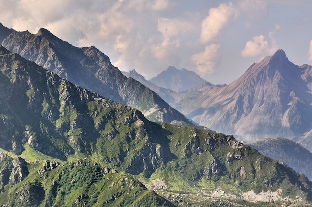 Sommets de montagne en Savoie
