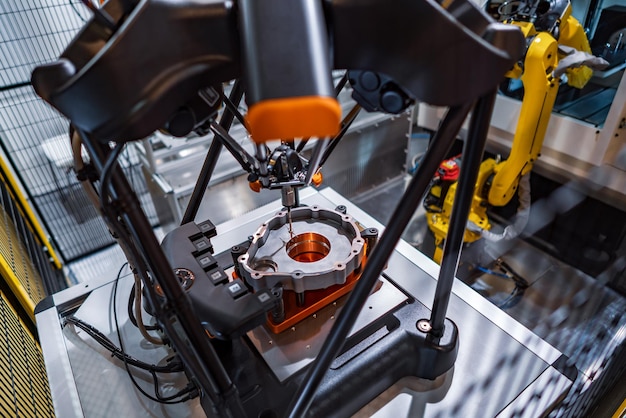 Sonde de mesure de contrôle qualité. Fraiseuse CNC pour le travail des métaux. Technologie de traitement moderne du métal de coupe. Petite profondeur de champ. Avertissement - prise de vue authentique dans des conditions difficiles.