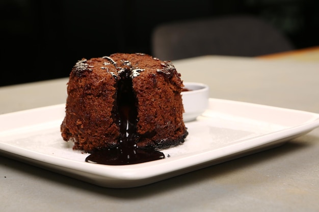 Soufflé au chocolat avec glace