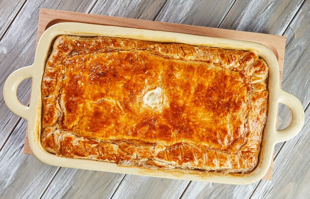 Soufflé de pomme de terre courgette chou-fleur et fromage jaune