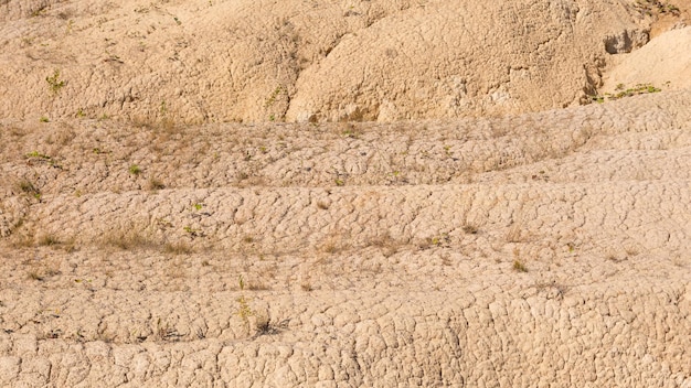 Soulagement de la terre après la sécheresse causée par le réchauffement climatique