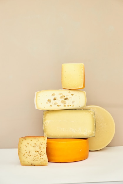 Soumettre des photos de fromages dans une section où la texture du fromage est visible