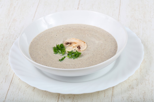 Soupe aux champignons