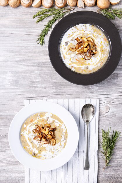 Soupe aux champignons