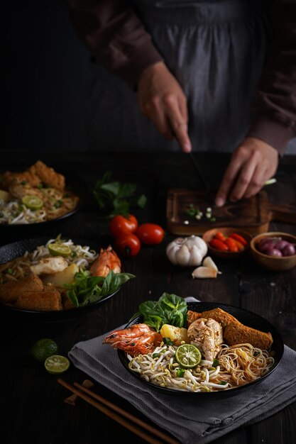 Photo soupe aux crevettes laksa de singapour