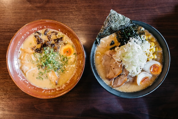 Soupe aux os de porc au ramen (ramen Tonkotsu) et au porc Chashu