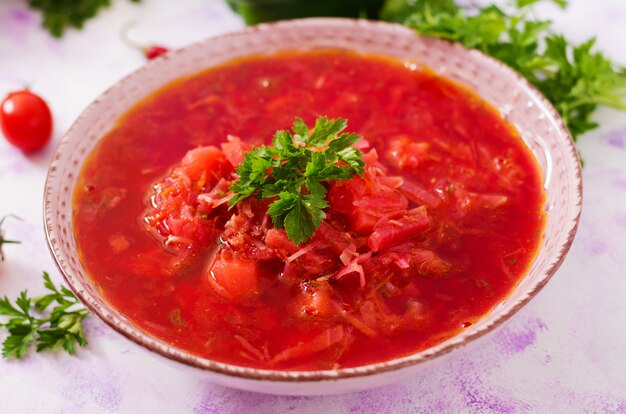 Soupe De Bortsch Aux Légumes Russe Ukrainien Traditionnel