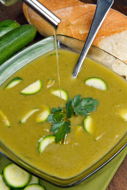 Soupe de courgettes