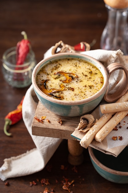 Soupe à la crème aux champignons