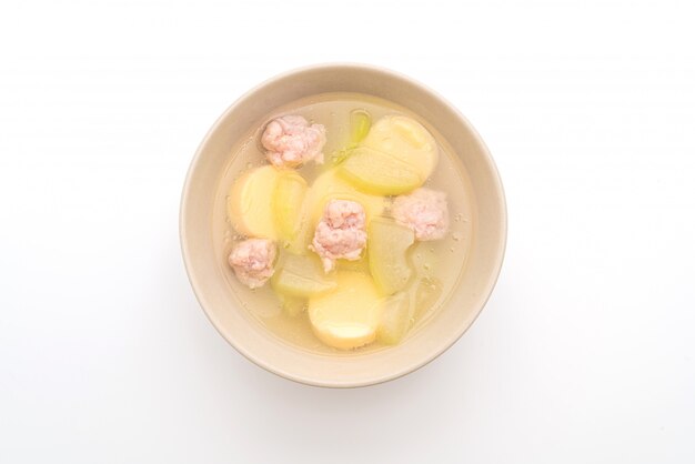 soupe de melon d'hiver au porc haché et tofu aux œufs