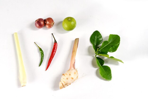 Soupe de noix de coco au poulet thaïlandaise Tom kha gai