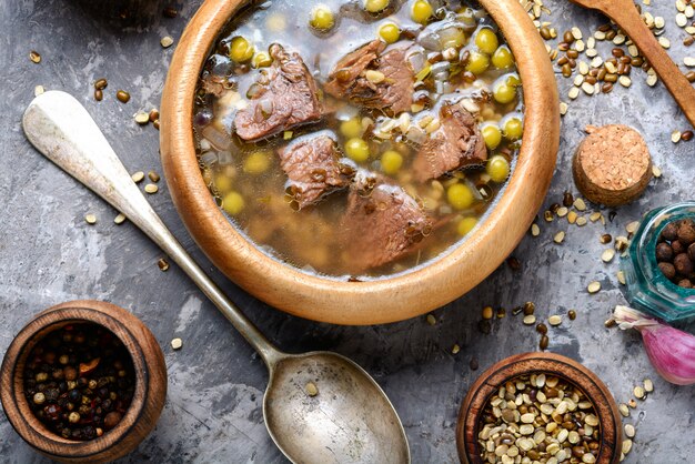 Soupe De Poulet Péruvienne Traditionnelle