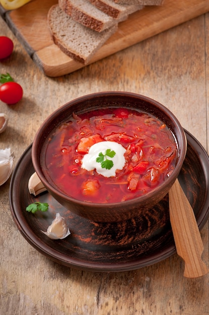 Soupe de tomate borsch rouge