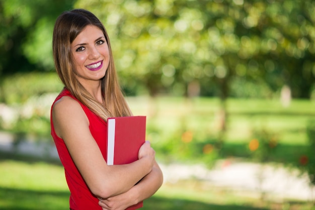 Souriant portrait d&#39;un étudiant