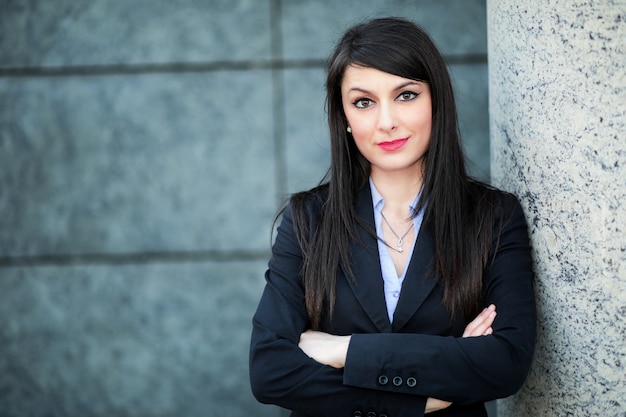 Sourire Femme d&#39;affaires en plein air