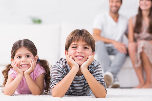 Sourire frère et soeur