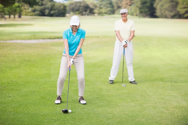 Sourire, mûrir, couple, jouer, golf