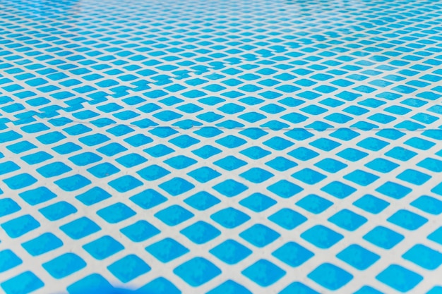 Photo sous l'eau tourné au fond de la piscine