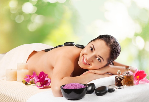 Spa femme soins relaxants traitement de la peau thaï