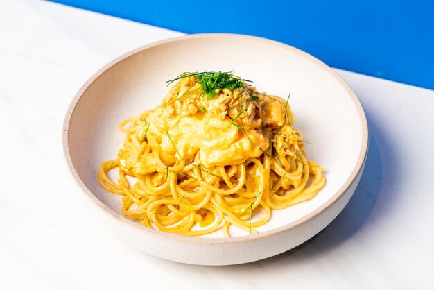 Spaghetti au curry de crabe épicé à la thaïlandaise